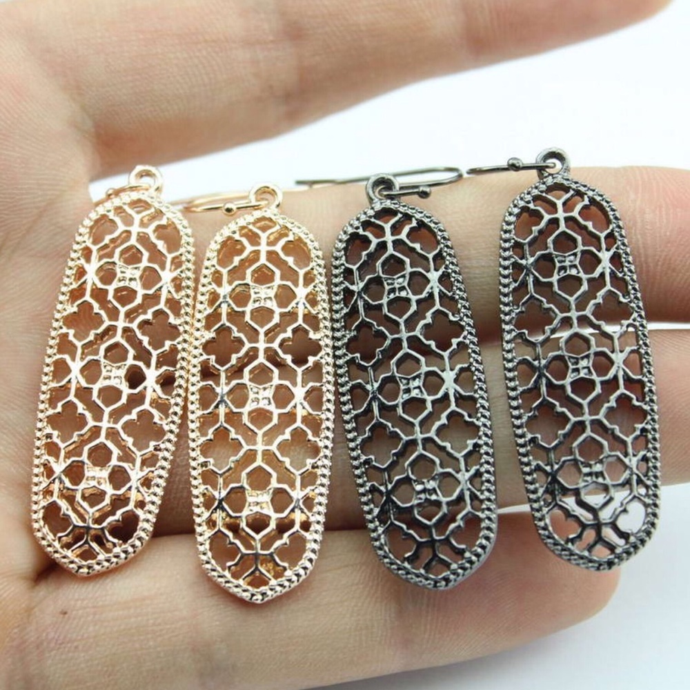 Elegant Oblong Filigree Dangle Earrings - Picture 3 of 7